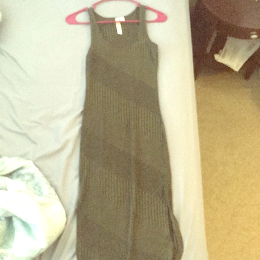 beautiful OLIVE GREEN TIGHT FIT DRESS🌲